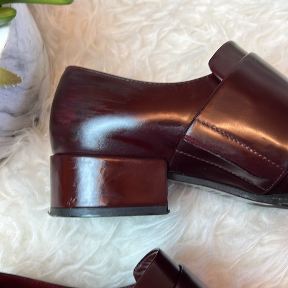 Vince Women’s Yaeger Oxblood Pointed-Toe Loafers Dress Shoes Size 6M US - Picture 16 of 17